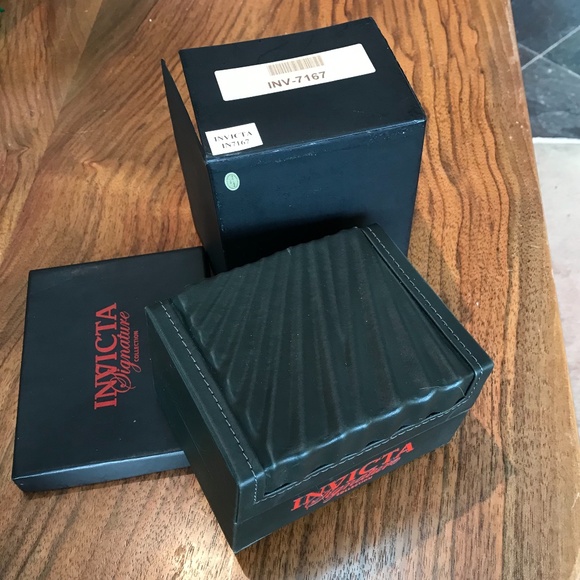 Invicta 7167 Swiss-made chronograph, boxes, papers, EUC - Picture 5 of 7